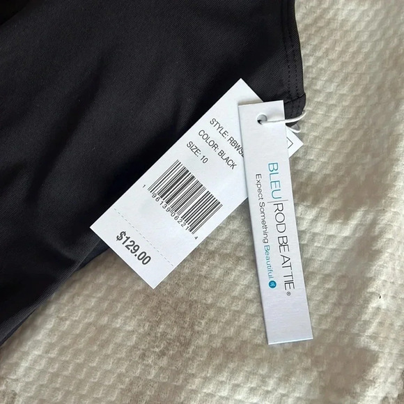 BleuRod Beattie Walk On The Wild Side Lace Down One Piece - Picture 11 of 12